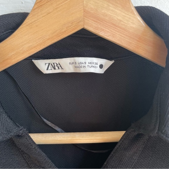 Zara Tight/Stretchy Black Button Down Shirt - Picture 5 of 6